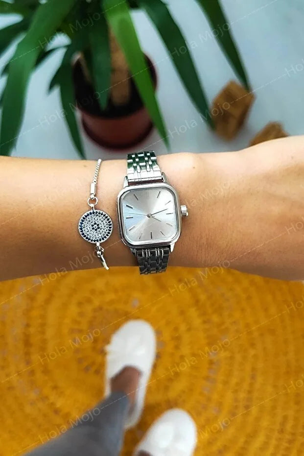 Retro Minimal Square Dial Women’s Wrist Watch