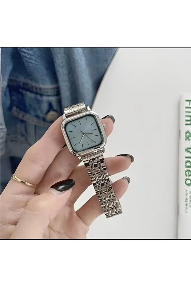 Retro Minimal Square Dial Women’s Watch