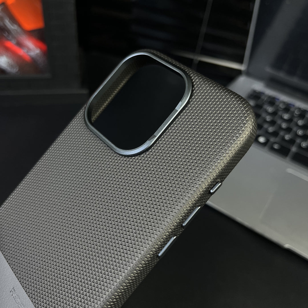 iPhone-telefonfodral med drakskale-textur och värmeavledningsfunktioner