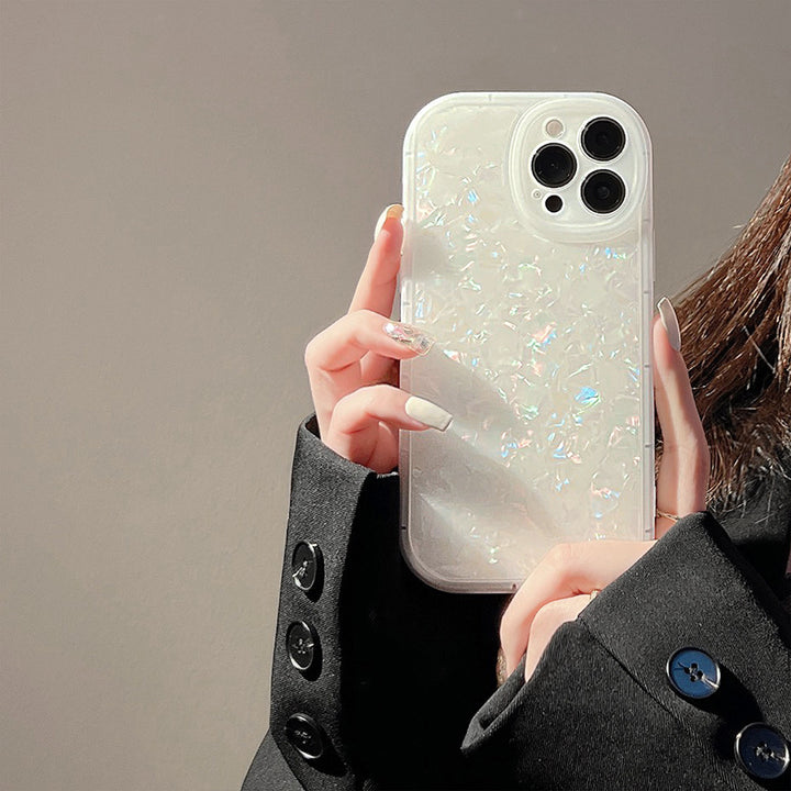 Ins Dream Shell för Apple-telefoner med stilren präglad design