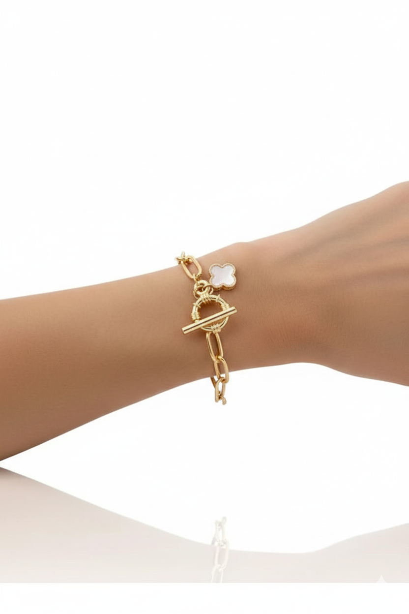 Mother of Pearl Clover Bracelet Layered Elegant Minimal Minimalist Fashion Jewelry Gift for Her